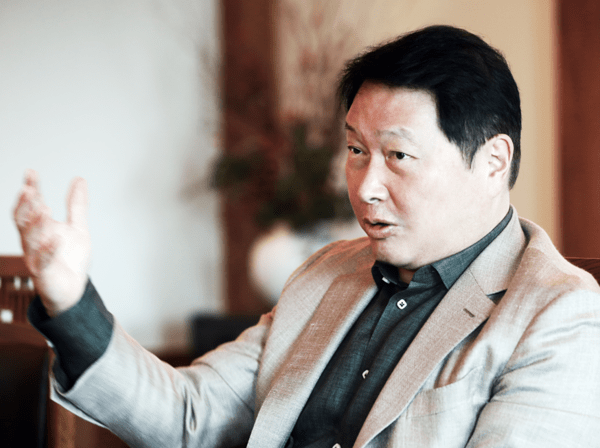 [독점 인터뷰] 최태원 SK그룹 회장 겸 대한상공회의소 회장 - 뉴스 썸네일 이미지